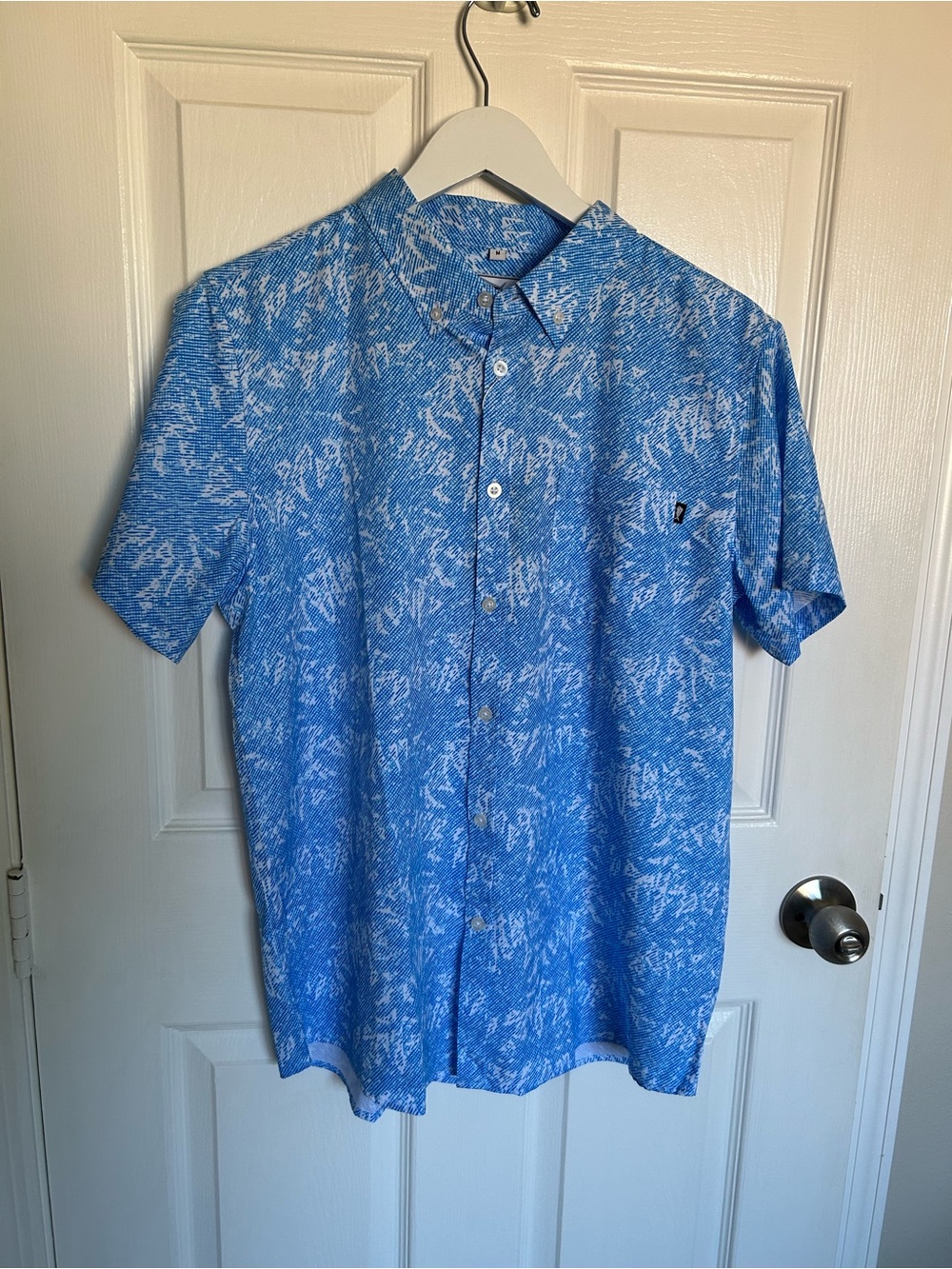 Southern Lure Casual Short-Sleeve Blue Patterned Button-Down Shirt M